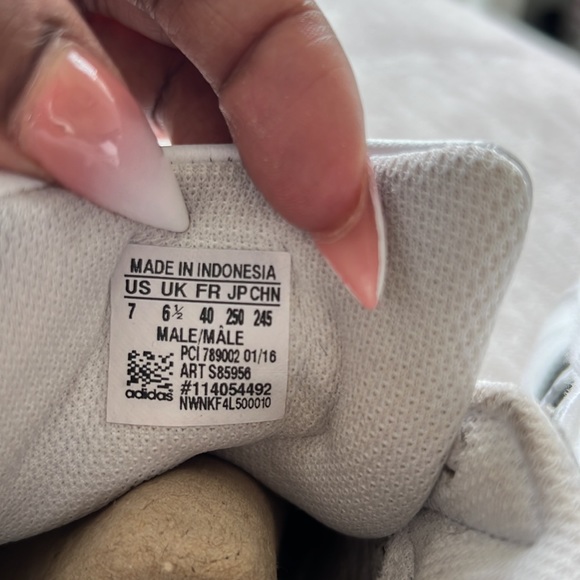 Adidas Pro Model - Picture 4 of 4